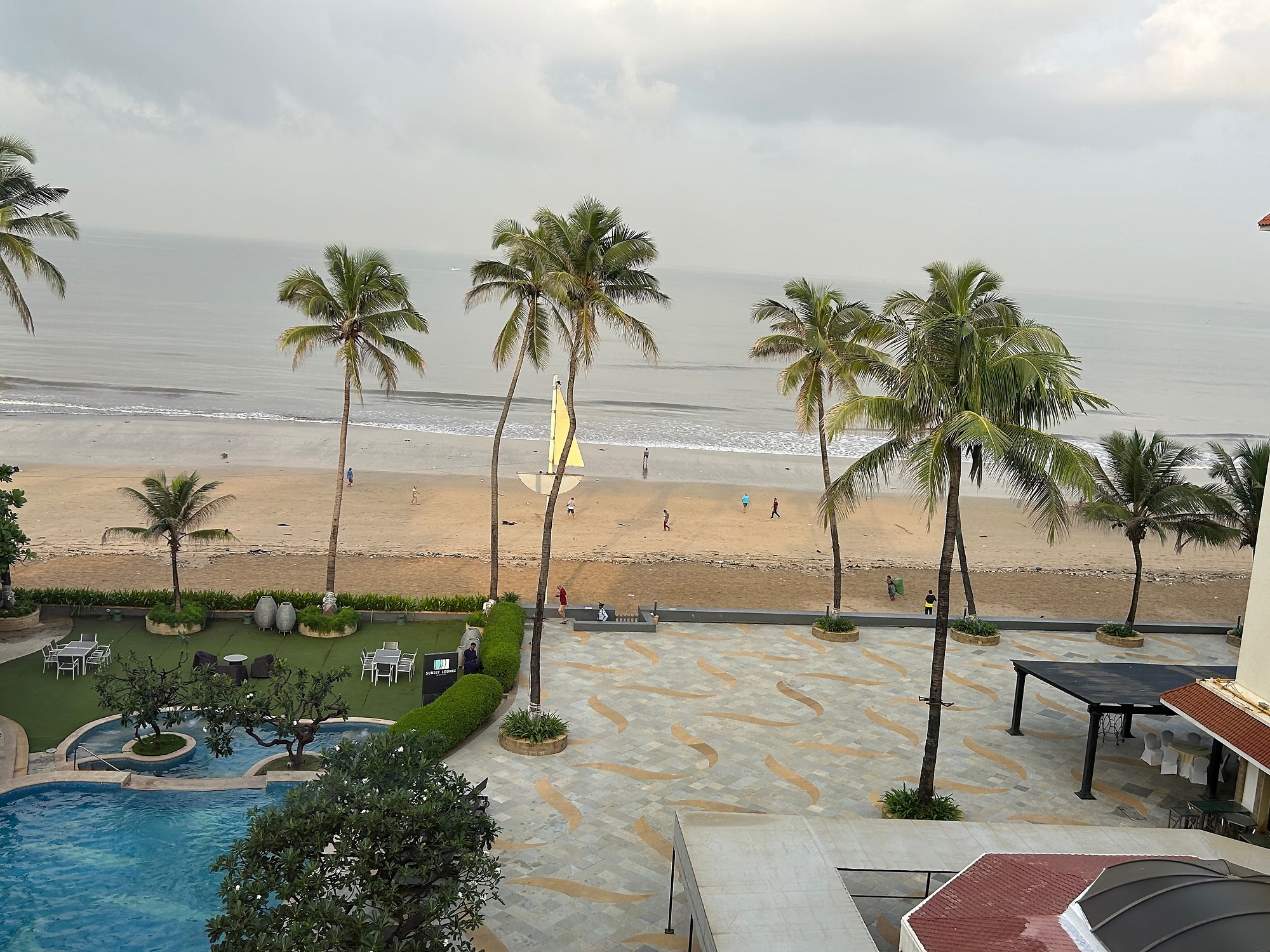 5 Secrets to a Memorable Stay Hotel SunnSand